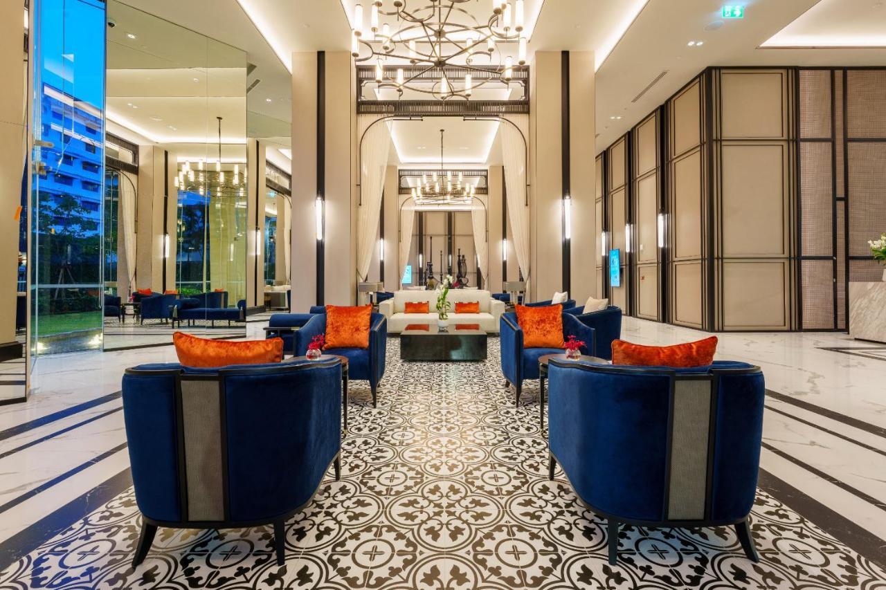 Somerset Pattaya Exterior foto The lobby of the hotel